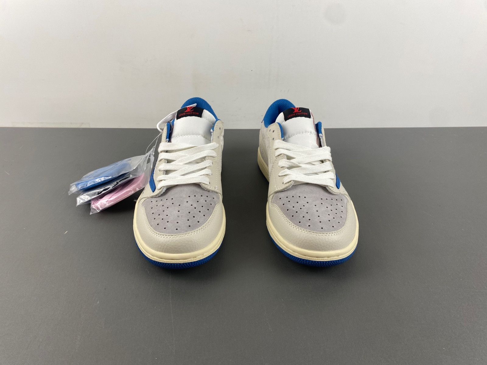 Travis Scott x Air Jordan 1 LX1988 -033
