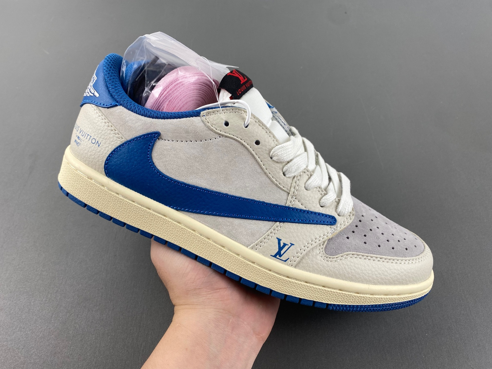 Travis Scott x Air Jordan 1 LX1988 -033