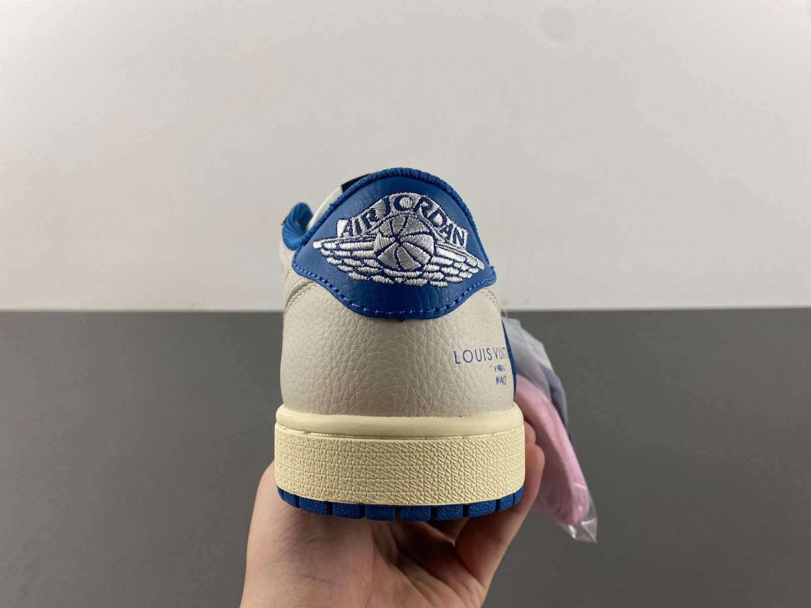 Travis Scott x Air Jordan 1 LX1988 -033