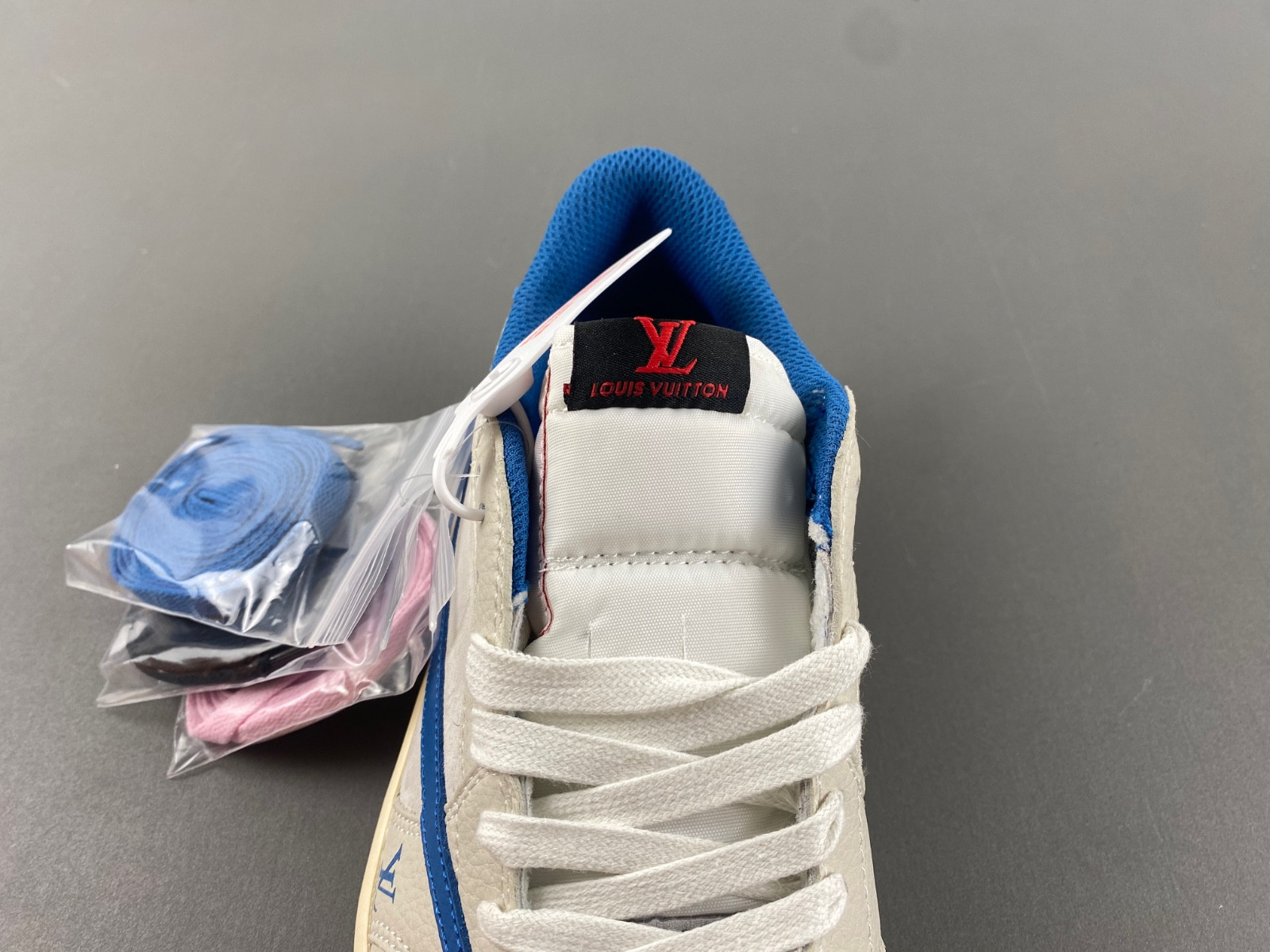 Travis Scott x Air Jordan 1 LX1988 -033
