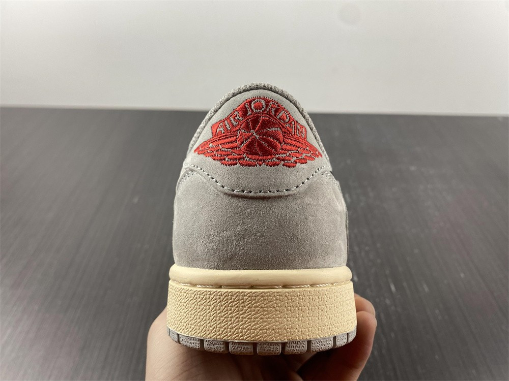 Air Jordan 1 Low DM7866-010-01