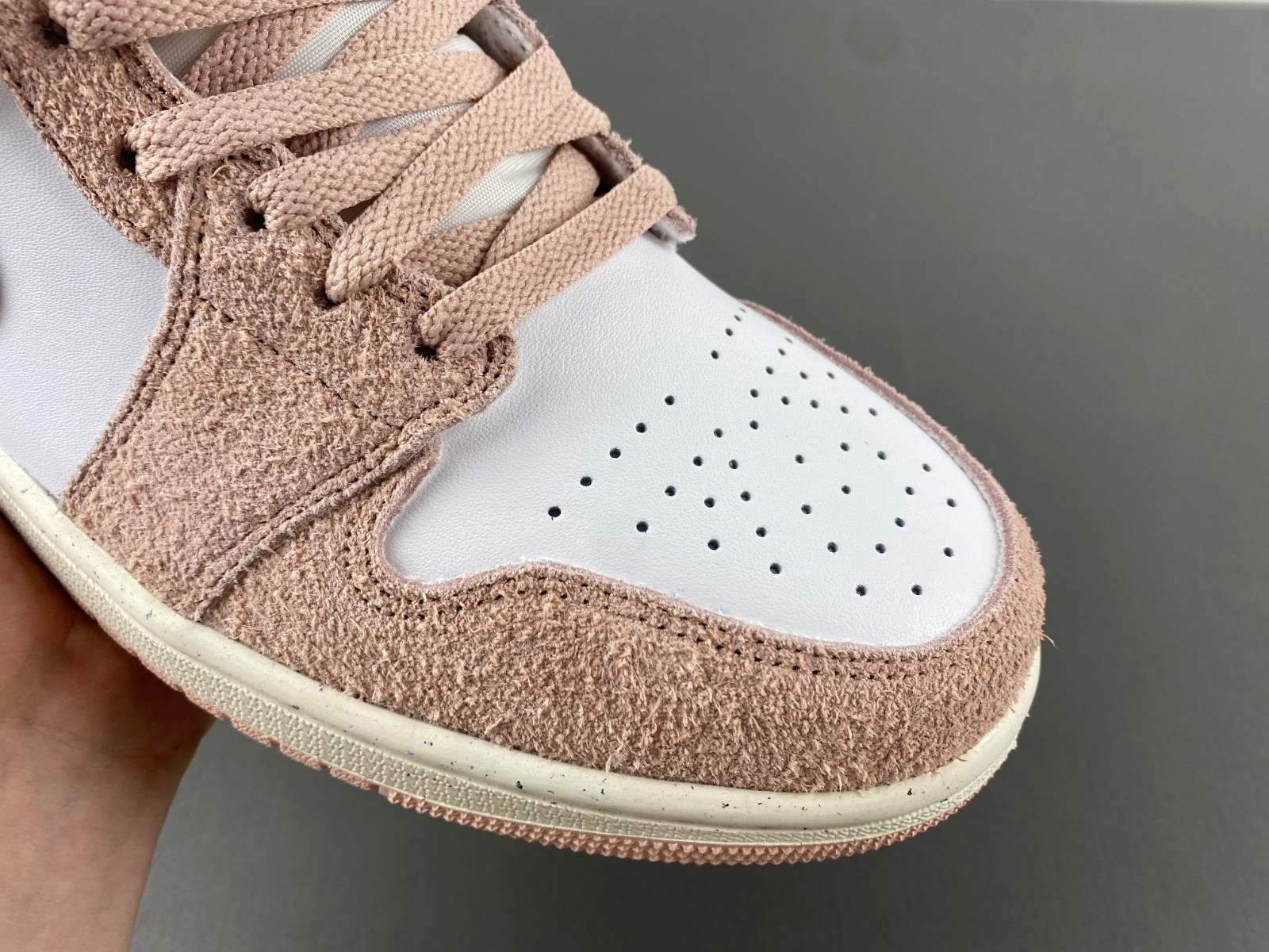 AIR JORDAN 1 MID SE "LEGEND PINK" FN7432-161