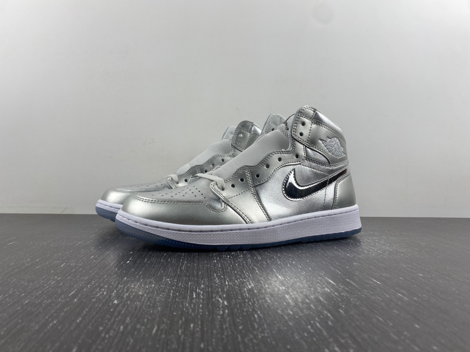Air Jordan 1 High Golf “Gift Giving” FD6815-001