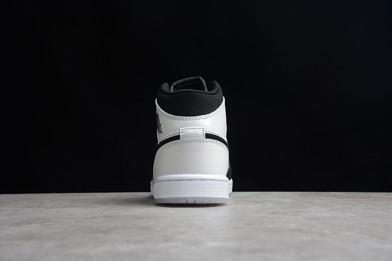 jordan 1 mid Di*m*nd shorts dh6933-100