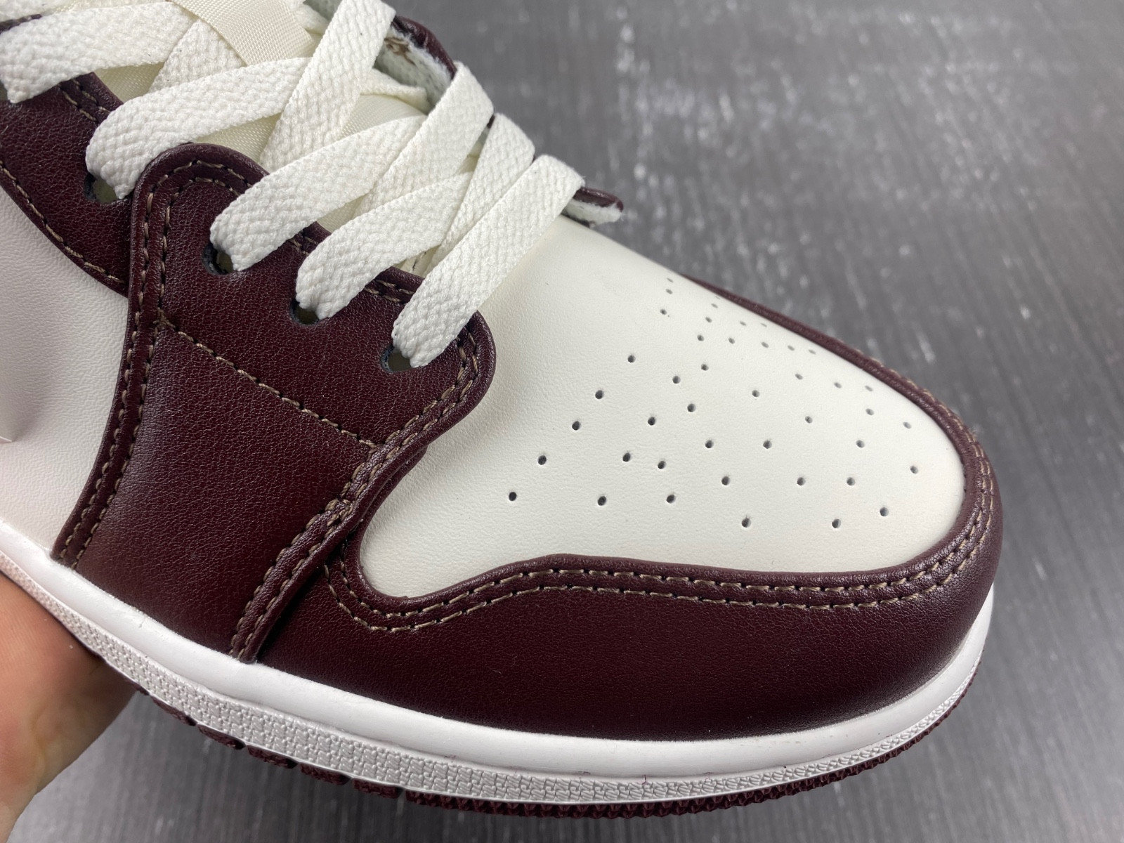Air Jordan 1 Low “Shadow Brown” DC0774-200