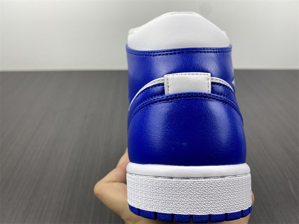 Air Jordan 1 Mid BQ6472-104