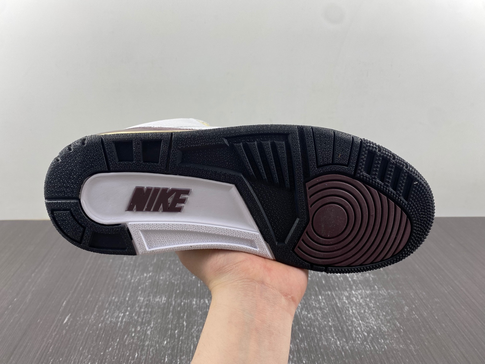 Air Jordan 3 DH3434-113