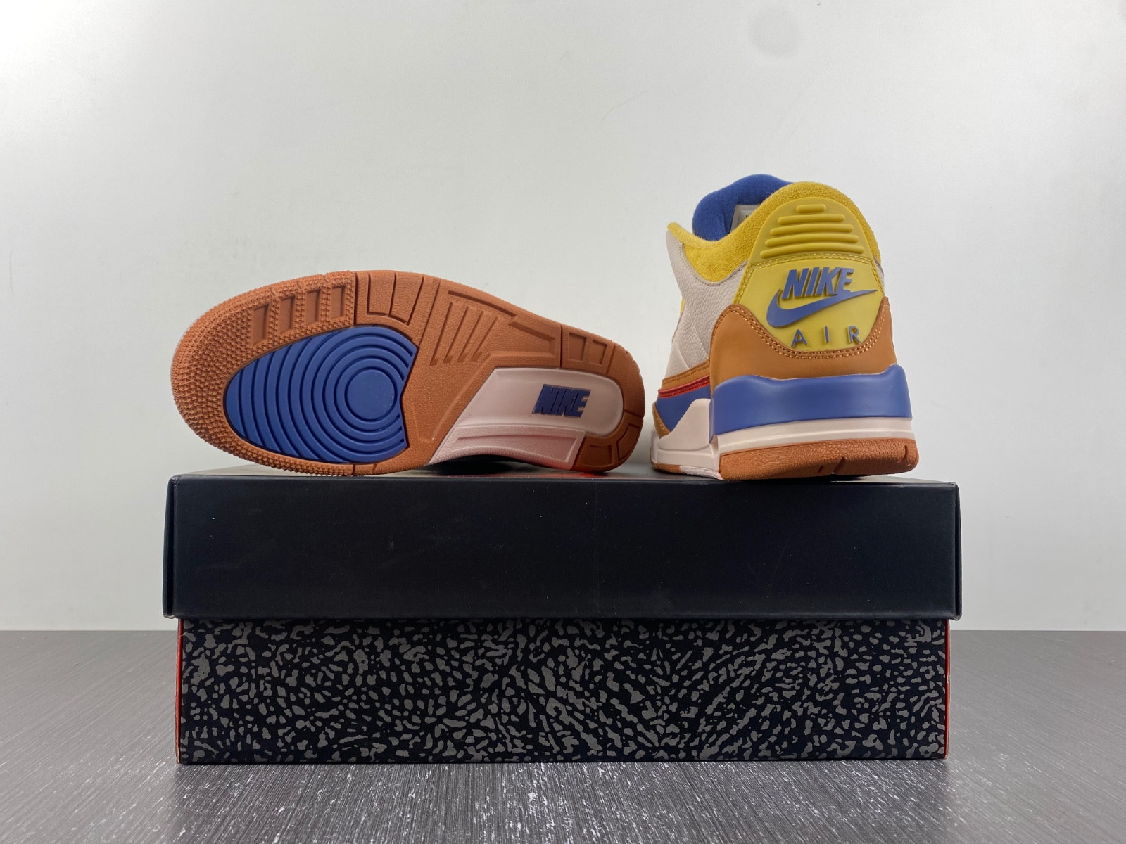 Air Jordan 3 DX6660-900