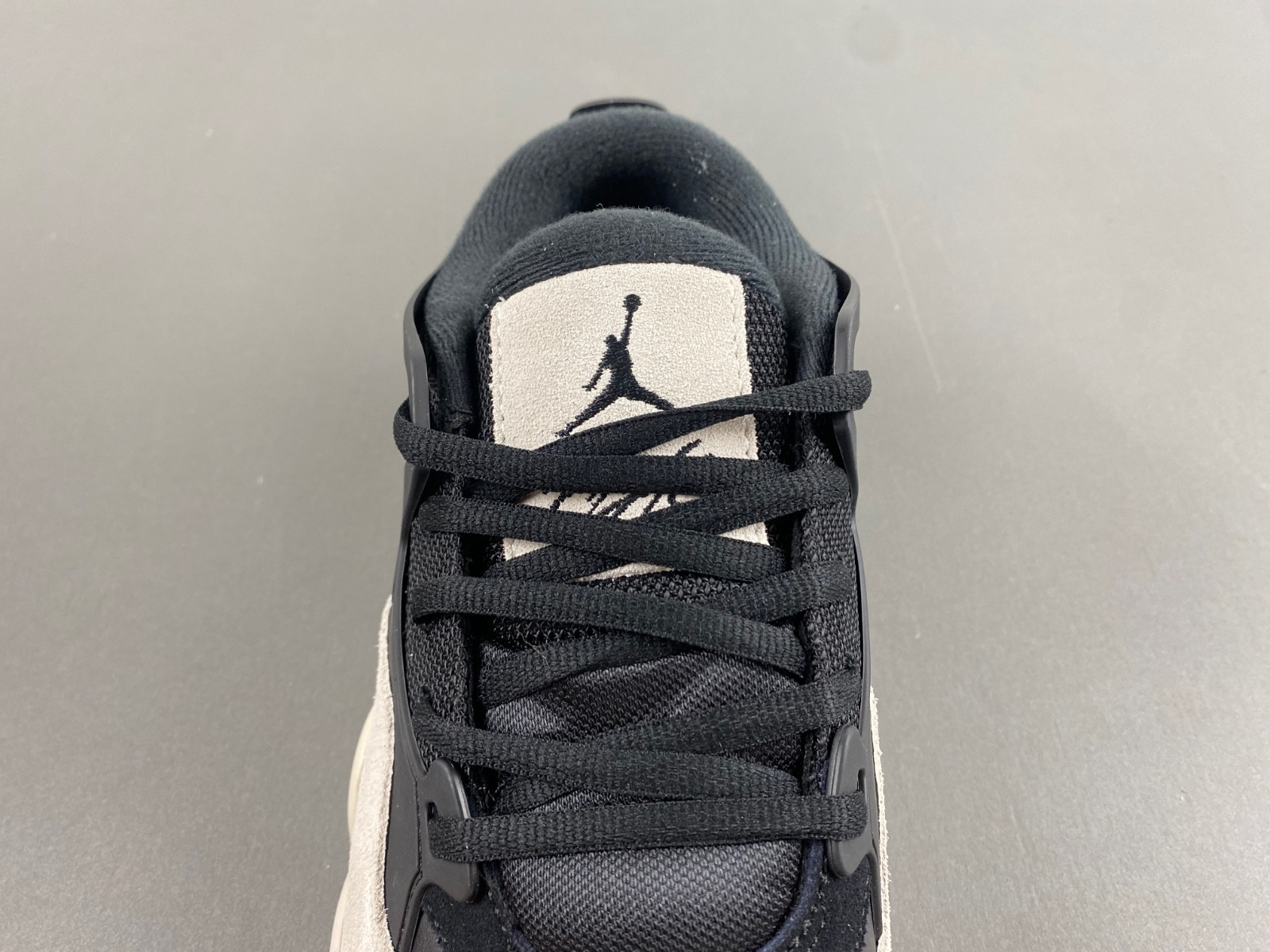 Air Jordan 4 RM FQ7939-001