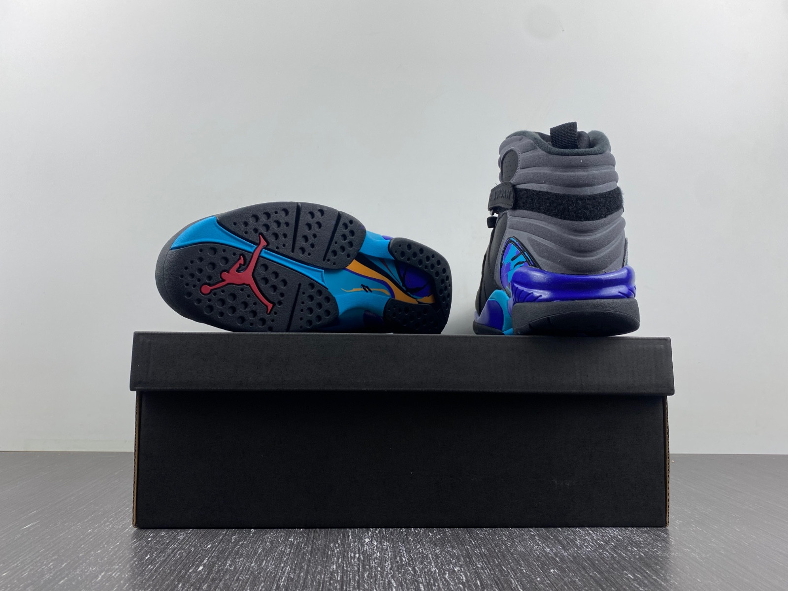 Air Jordan 8 “Aqua” 305381-025