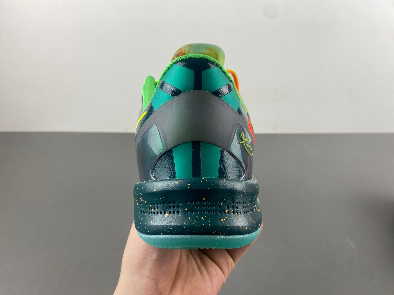 Nike Kobe 8 Protro “What The Kobe” HM9621-900