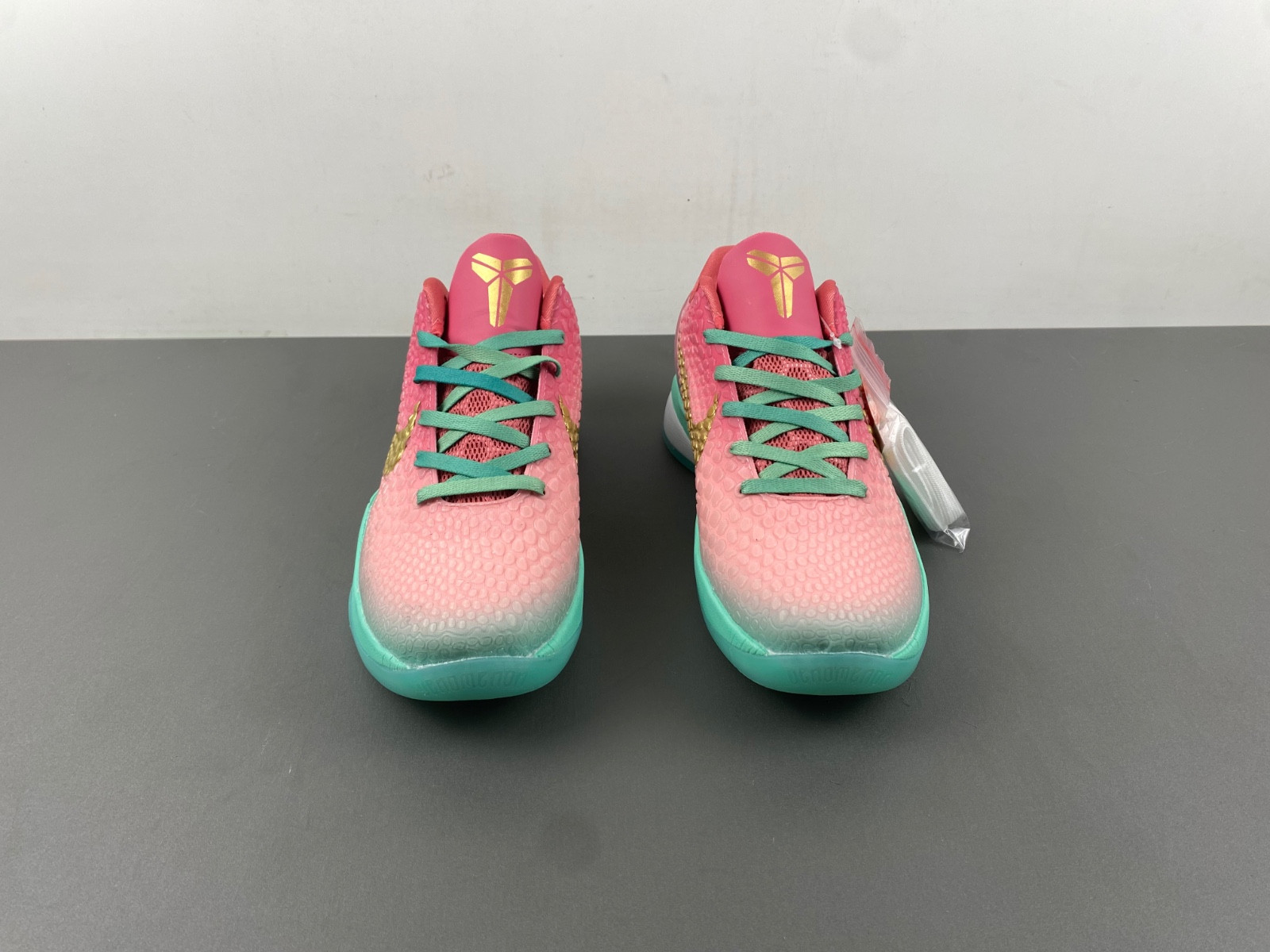 Zoom Kobe 6 CM2190-201