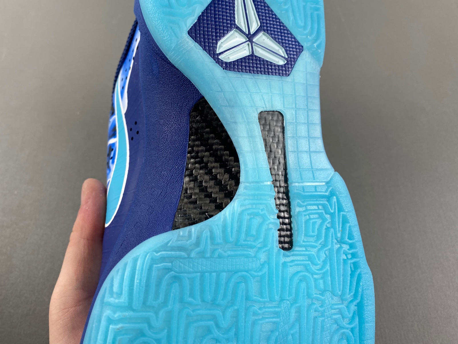 Nike Kobe 5 Protro “X-Ray” HJ4303-400