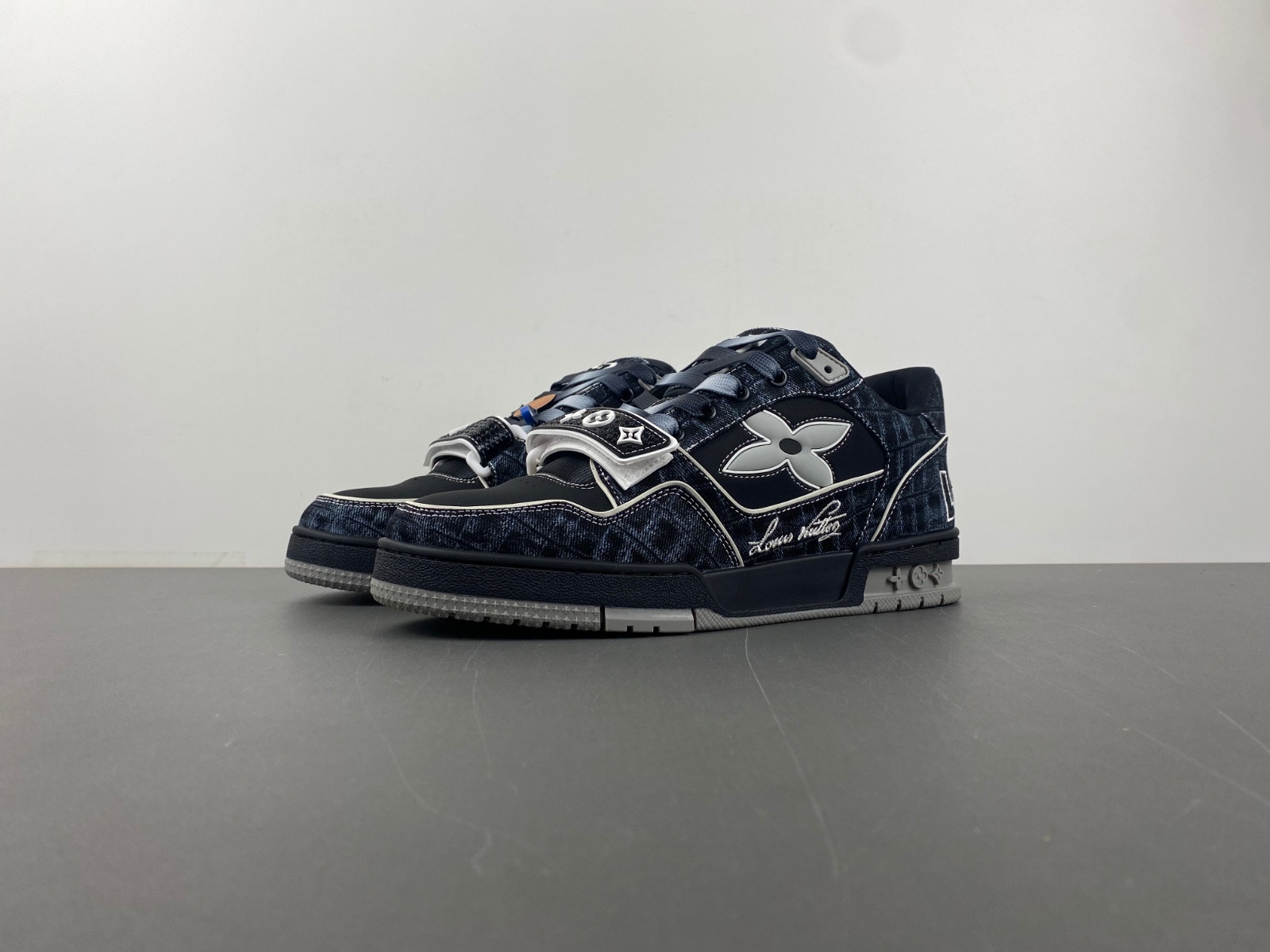 L*V Trainer