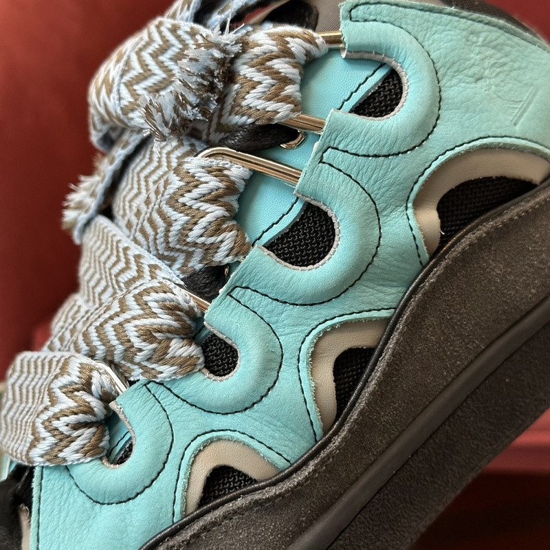 LanV sneakers