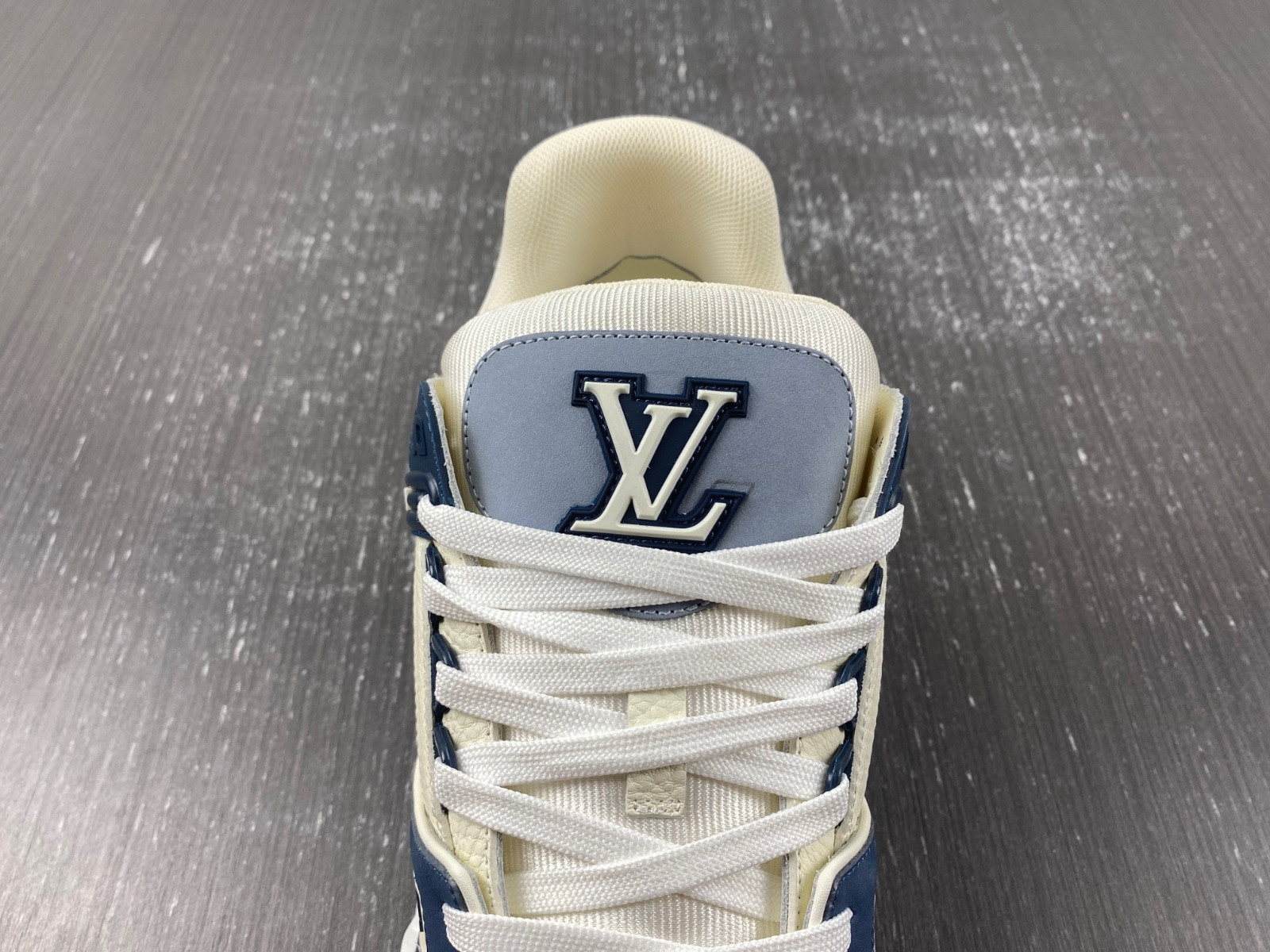 L*V Trainer
