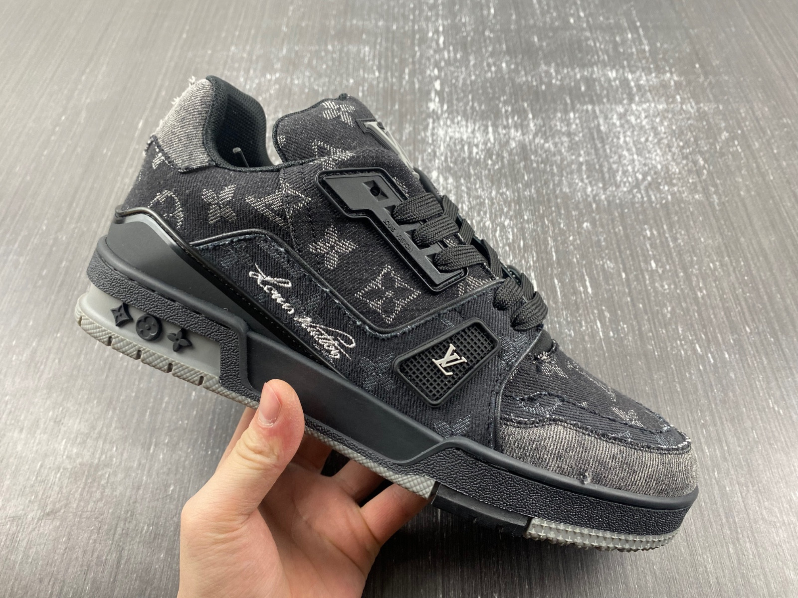 L*V Trainer