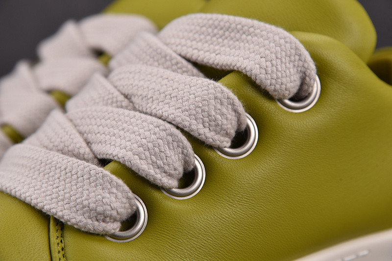 RO Sneakers