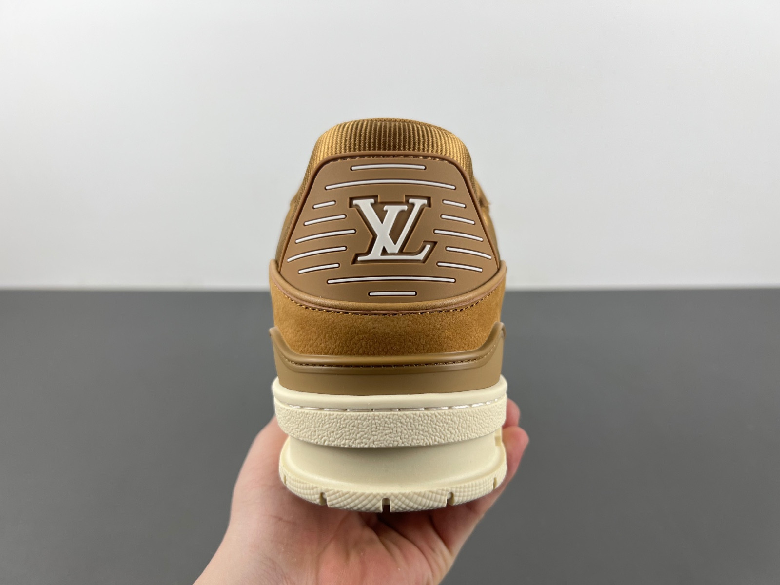 L*V Trainer