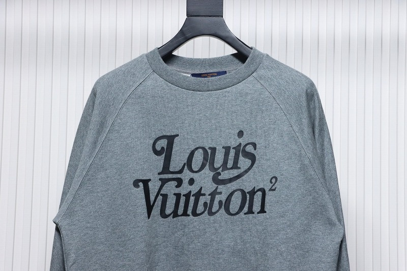 L*V HOODIE