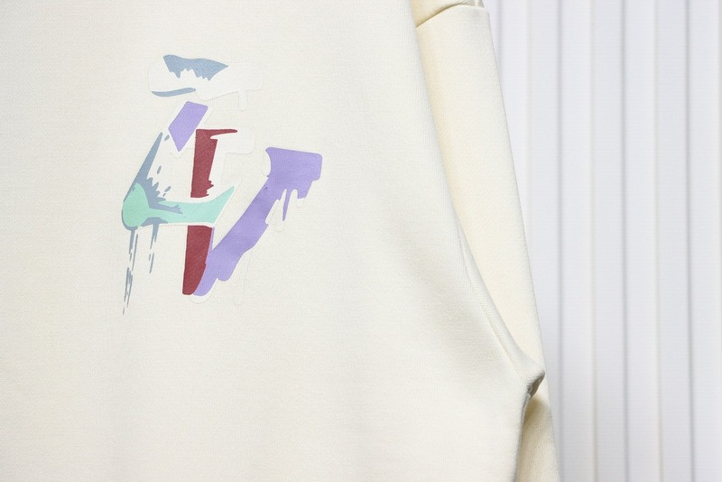 L*V HOODIE