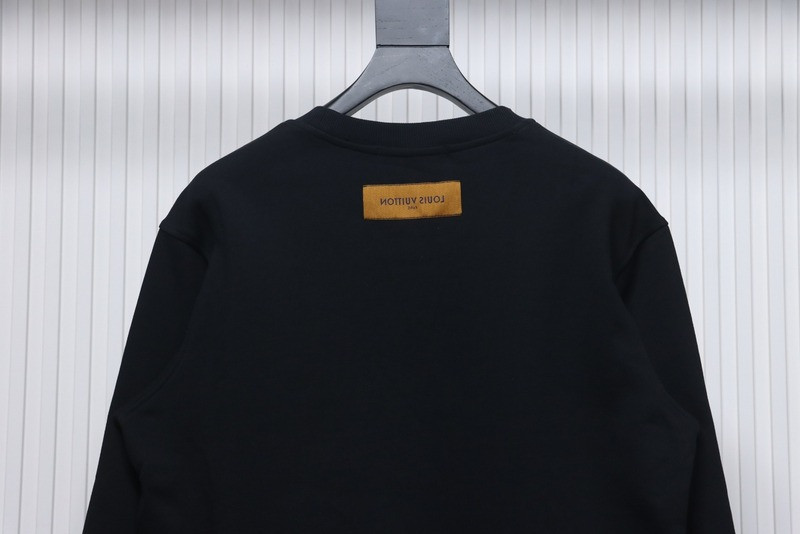 L*V HOODIE
