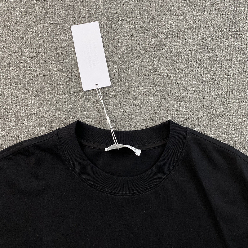 Ma*i*la t shirt