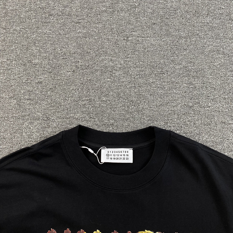 Ma*i*la t shirt