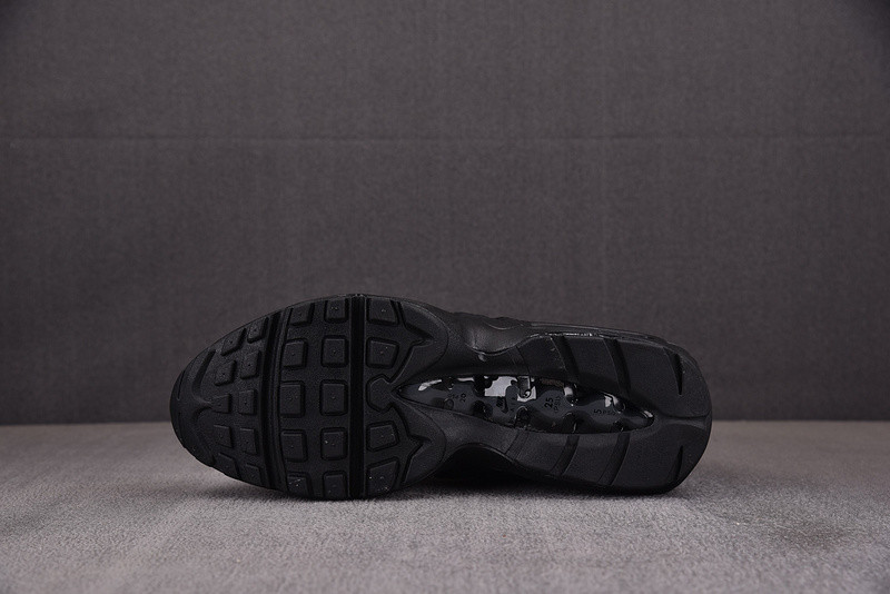 Nk Air Max 95 Recraft Triple Black CJ3906-001