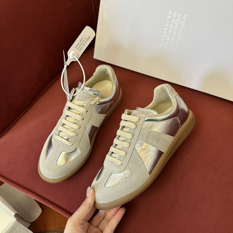 ma*s*n Ma*i*la sneakers
