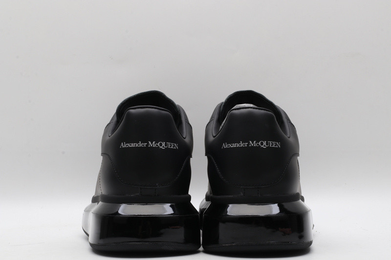 MQ Sneakers
