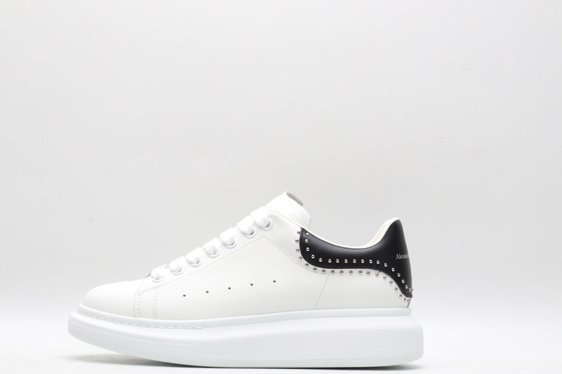 MQ Sneakers