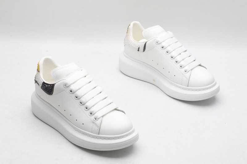 MQ Sneakers