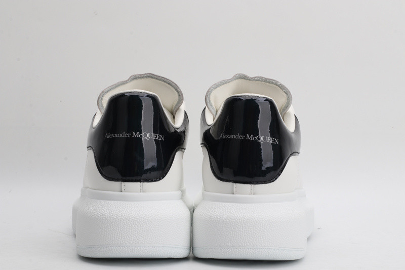 MQ Sneakers