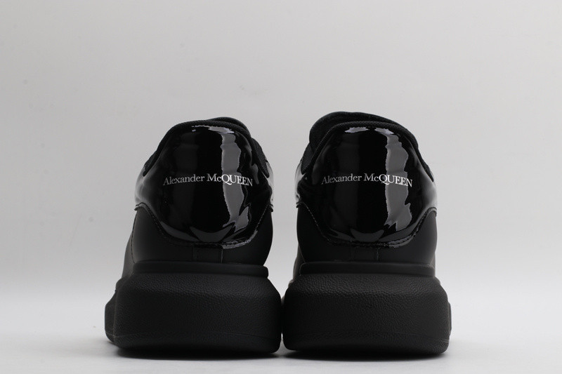 MQ Sneakers