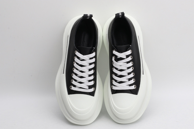 MQ Sneakers