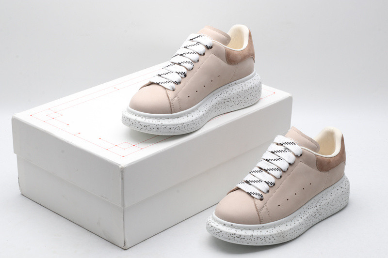 MQ Sneakers