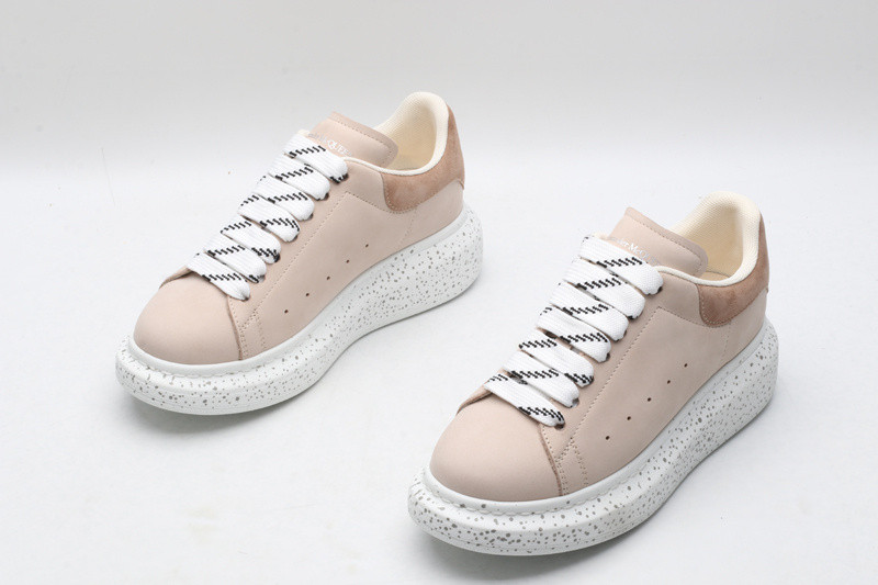 MQ Sneakers
