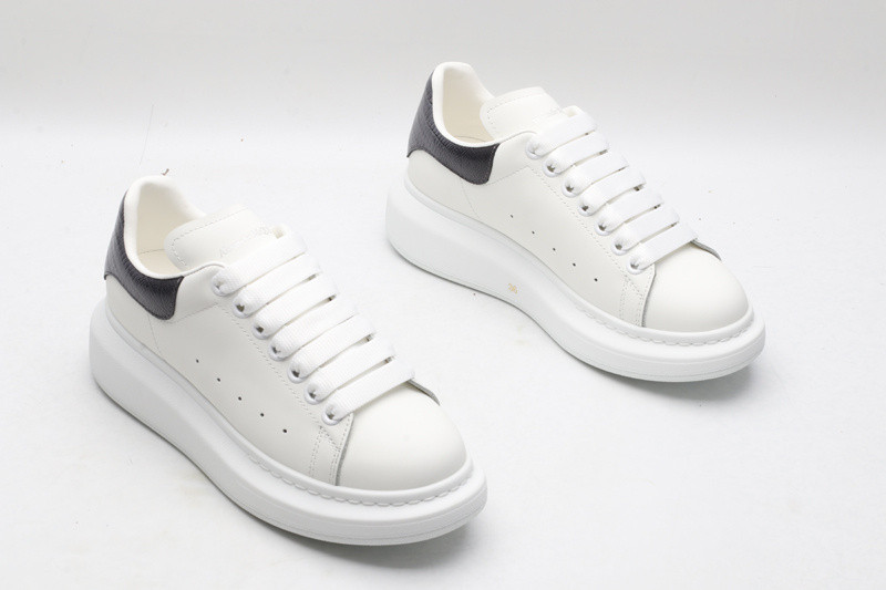 MQ Sneakers
