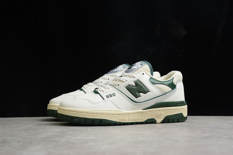 NEW Balan* Sneakers
