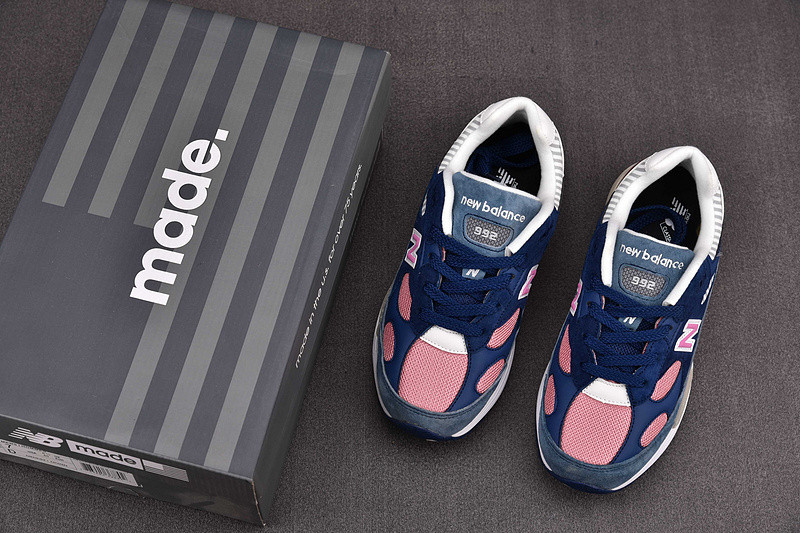 NEW Balan* Sneakers