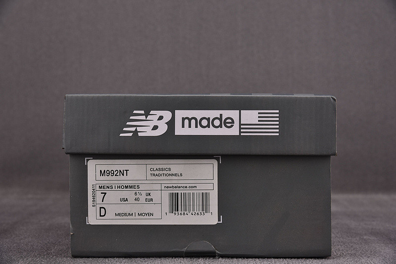 NEW Balan* Sneakers