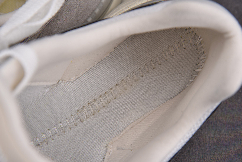 NEW Balan* Sneakers