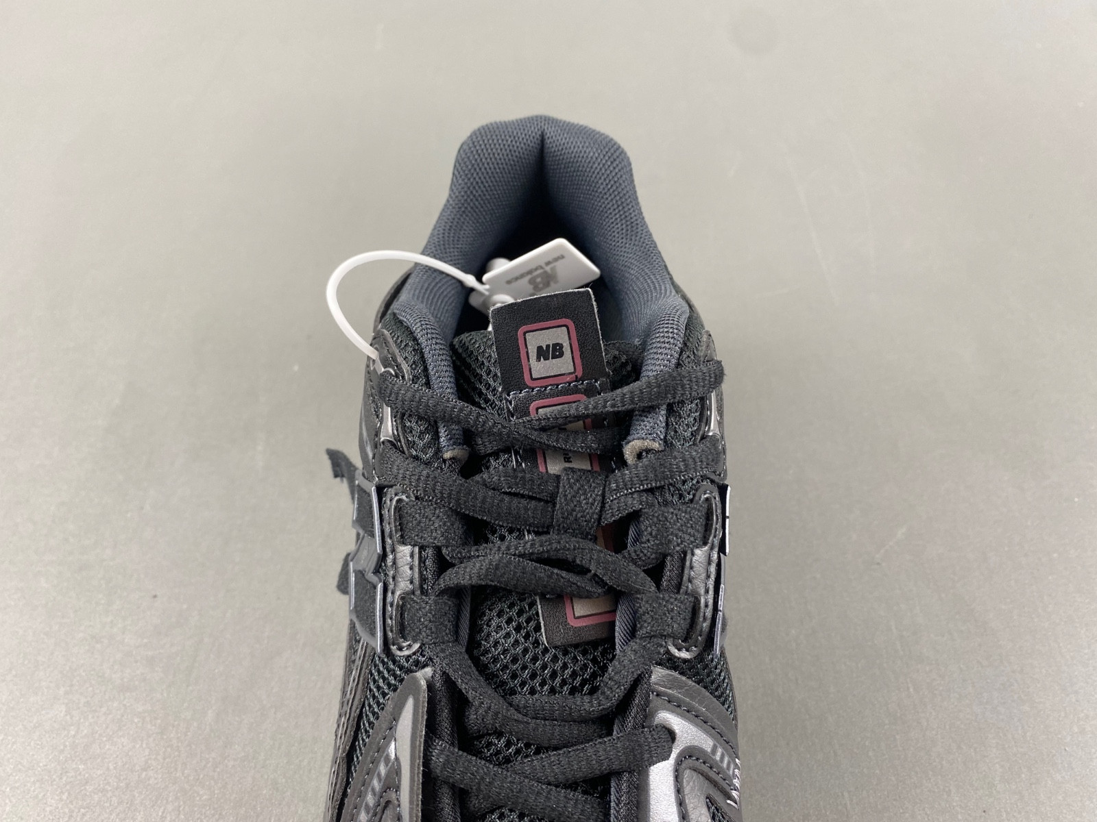New Balance M1906AF