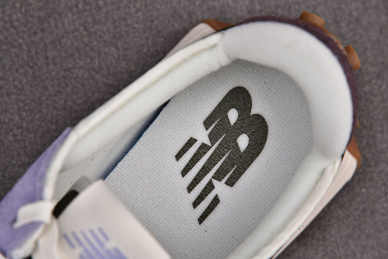 NEW Balan* Sneakers