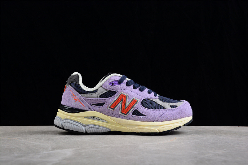 NEW Balan* Sneakers