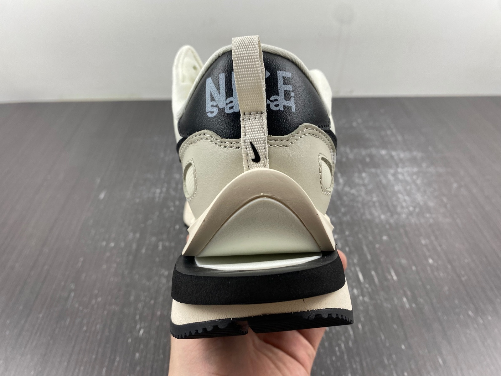 Sacai x Nike DD1875-101