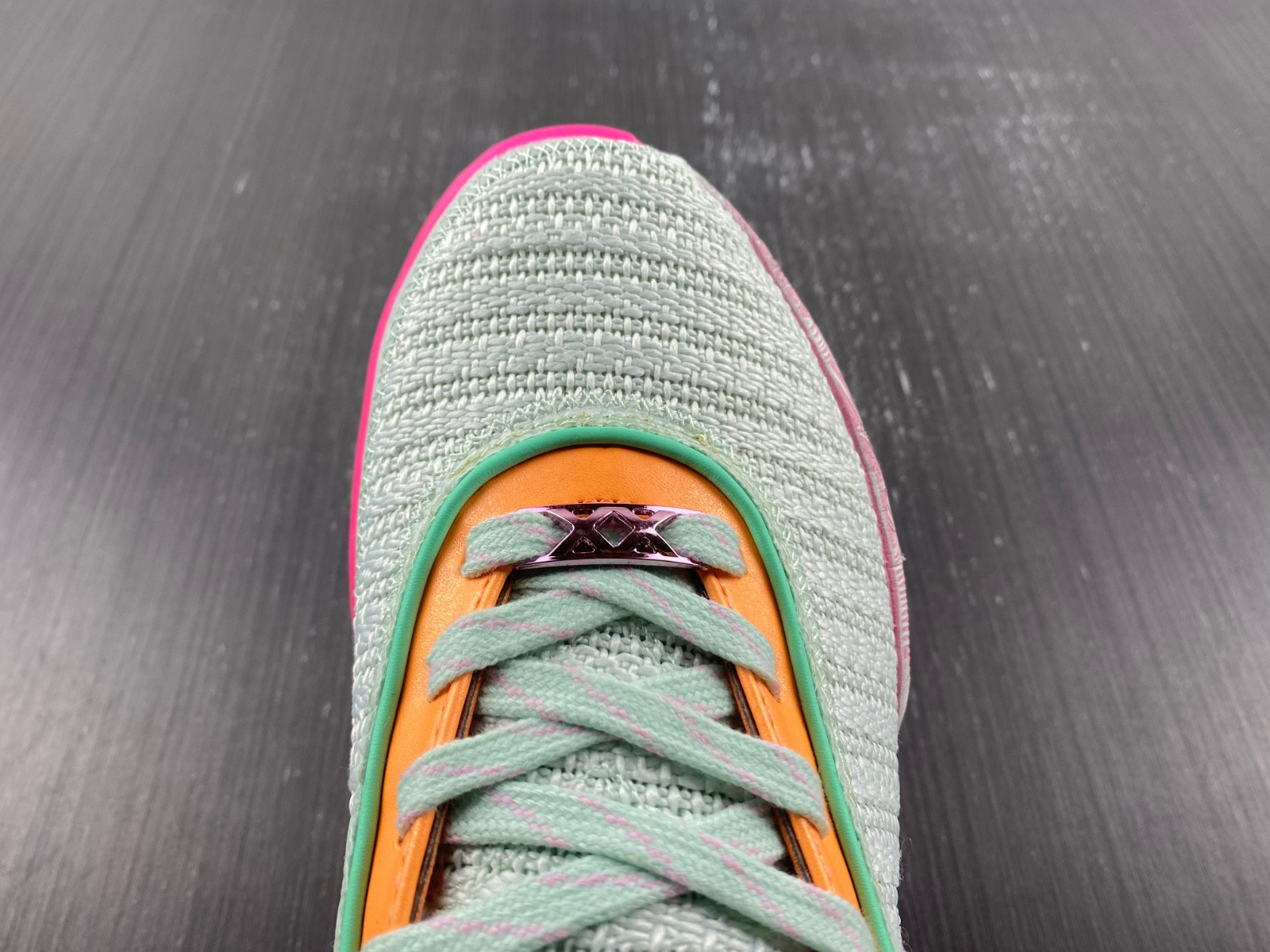 Nike LeBron 20 DJ5422-300