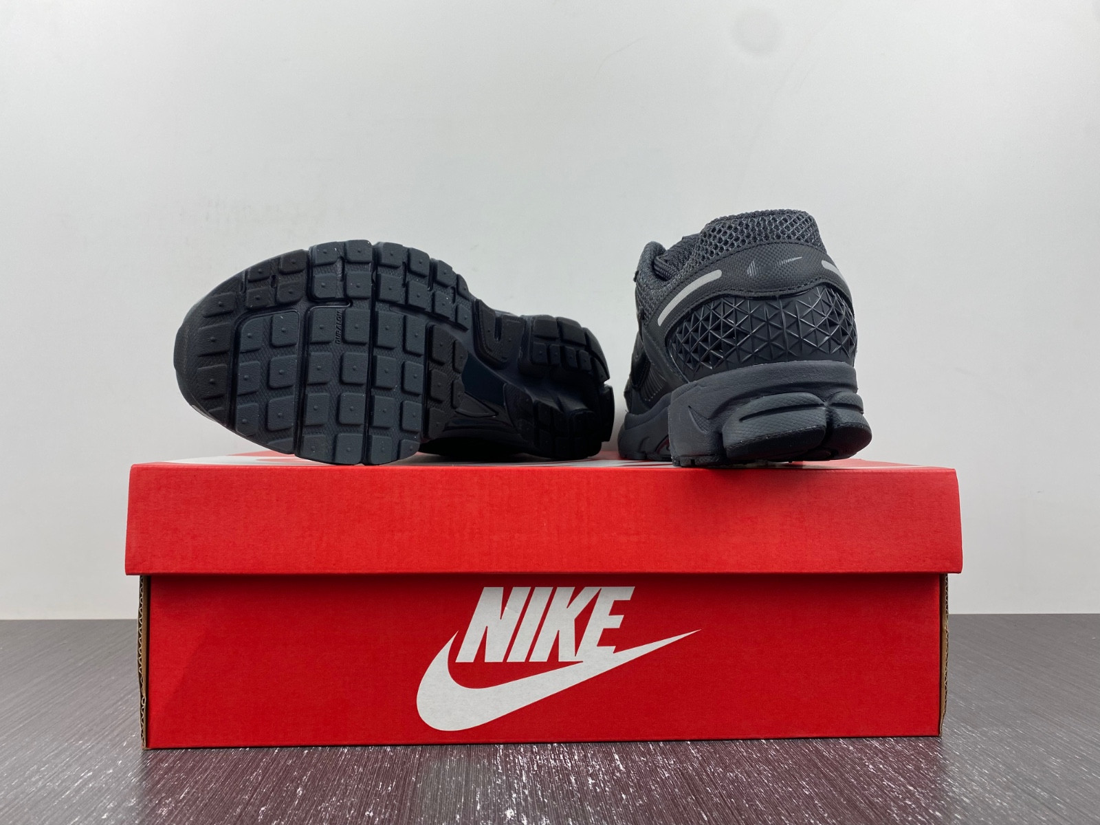 Nike Zoom Vomero 5 DV1358-002