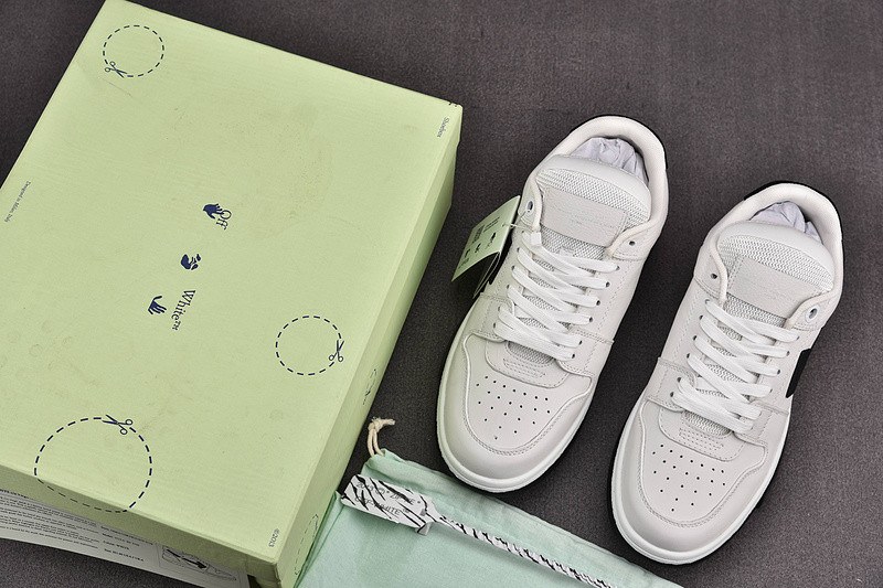 OF GYM Sneakers